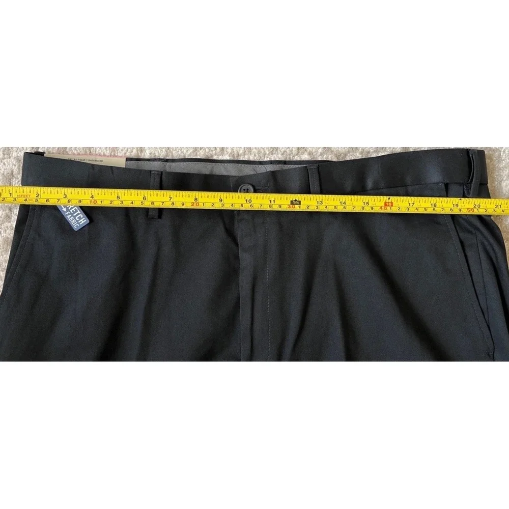 NEW! Haggar Premium No Iron Khaki‎ Mens 40x29 Black Classic Fit Stretch Pants